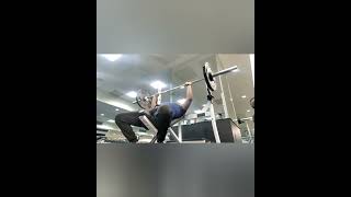 INCLINE BENCH PRESS WITH GOOD FORM #bodybuilding #fitness #shorts