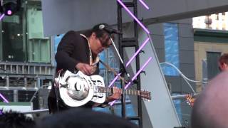 Toronto HD - Guitar Solo - Raven Kanatakta of Digging Roots