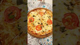 Margherita Pizza 🍕#margheritapizza  #pizza #food #viral #trending #youtube #youtubeshorts #ytshorts