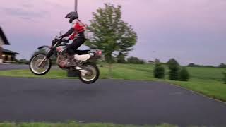 DR650SE Jump