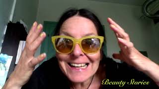 BeautyStories#1 Beauty and the Huhn