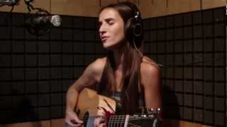 Ana Free sings Rihanna - We Found Love (Live Studio Session)