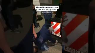 Santi Abascal en el centro logístico de Revuelta en Arganda del Rey.