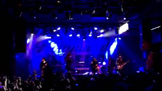 Hollywood Undead - Been To Hell Live @ The Circus