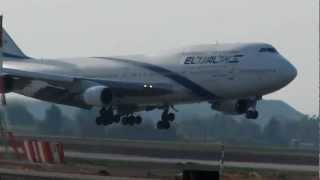 Elal Airlines Boeing 744 landing rwy 08 at Ben Gurion airport-Israel