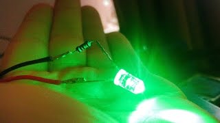 How to Make a Simple LED Circuit (Interactive)