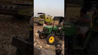 #johndeere #tractor #funny #skills #🤪🤪 #jattlife #jattattitude #jattmind #farming #farmer #funny