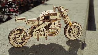 Model motocykla do składania - Ugears Scrambler UGR-10