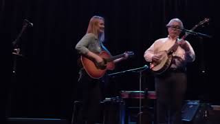 Nora Jane Struthers - Happy Sunny Side feat Alan Struthers, Sellersville Theater, 10/28/2017