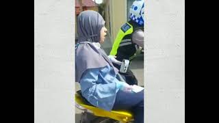 Viral Video l Ibu Egois Ngambek Ketika di Tilang Polantas