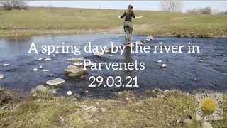 A spring day by the river in Parvenets