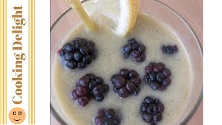 Healthy Eating || Berry Surprise Green Smoothie