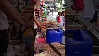 Ongpin street 📍Binondo Manila also known as China Town. Gala is real 🤪