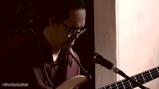 Indra Lesmana Keytar Trio ft. Endah N Rhesa - Spacybilly @ Mostly Jazz in Bali 08/01/2017 [HD]