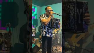 UN ESTILO ÚNICO • YOVANNY POLANCO #shortvideo #bachata #merenguemusica #viralvideo #merengue