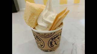 夏夜的上海，淮海路上东京牛奶芝士工厂的冰淇淋， Summer Night in Shanghai, Tokyo Milk Cheese Factory's Icecream