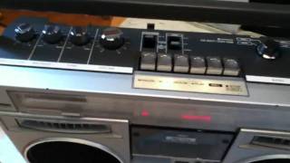 Hitachi TRK-7810W 80's Boombox