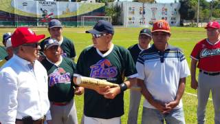 Juan José Pacho agradeciendo en penal de Mérida del 200216