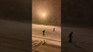 Night Skiing TikTok amar puscul