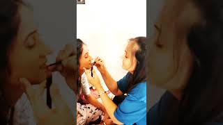 #hairstyle #makeup #youtubeshorts #viral #reels #trending #mamtasheladiya #lovestatus