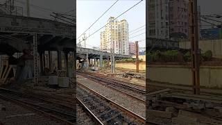 Awesome view in Howrah Stations 😍🔥 #shorts #train  #youtubeshorts #railway #omg