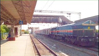 Honking ED WDG-4 Hauled 04409 TVC - NZM AC Superfast SPL Gracefully Skips Kopar...!!!