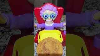 🌈🍪 YUMMY 😋 COOKIE FOR GRANNY! #shortvideo ##shorts #viral #trending #youtubeshorts