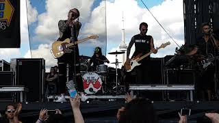 We The Kings - Sad Song (live Toronto Warped Tour 2018)