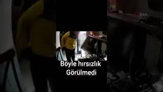 Böyle Hırsız Görülmedi (Türk Bayragını Öptü Yerine Koydu)