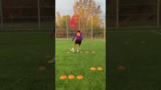 Messi dribbling circuit🔥to improve footwork #soccerskills #soccer #skills #skill #messi #football