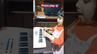 Shatakshi keyboard Piano बजा रही 😘#piano #play #shorts #viral