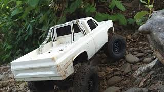 RC fail axial Chevy truck flop  STUPID STUMP