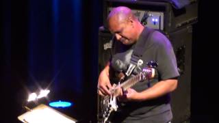 Andrew Ford bass solo with Larry Carlton