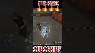 Noob prank with pro #shorts #freefire #mobile sensibility#187 ram#6gb phone#motorola