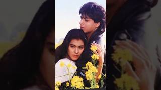 Shah Rukh Khan with kajol#tujhe dekha to ye Jana sanam#old song #lata mangeshkar #excitingsurprise