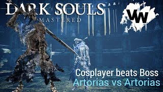 Dark Souls Remastered - Knight Artorias vs Knight Artorias | Boss vs Cosplayer