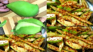 Mouthwatering Spicy Raw Green Mango Slices |खट्टा मीठा कच्चा आम मसाला |Indian Street Food-Kacha Aam