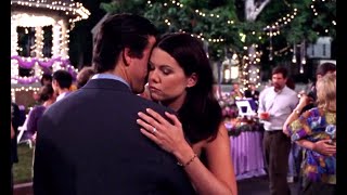 Lorelai and Max 2x02 (5) Dancing