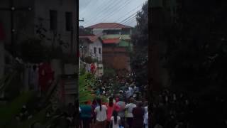 Lembrando a entrada de JESUS em Jerusalém o povo com ramos nas maos saudando o REI..Senador Firmino