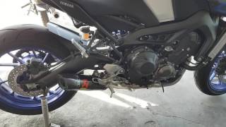 Akrapovic Carbon Full System at Yamaha MT09