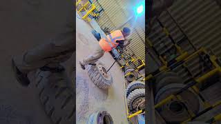 BKT #tyre 18 ply #tipper tyre And #tyre #mistri new #shots #viralvideo please🙏support👌like subscribe