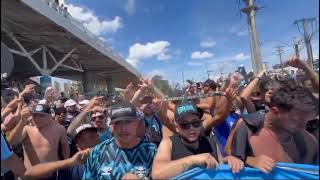 TORCIDA DO GRÊMIO INDO PARA O BEIRA RIO PARA O CLÁSSICO GRENAL