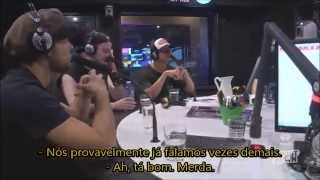 Michael from 5SOS drops the F-Bomb on air! (Legendado PT-BR)