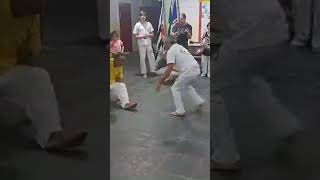 Iniciando Capoeira Marcos Mestre do Brasil