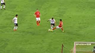 Ezequiel  Lavezzi Amazing Goal Humiliation Kim Young Gwon