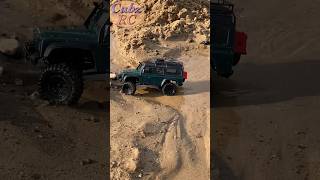 RC Crawler at the Beach #traxxas #trx4m #landroverdefender