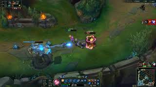 Playing Lux support for the PERFECT KDA League of Legends