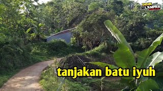 vlog perjalanan menuju rumah di bawah batu