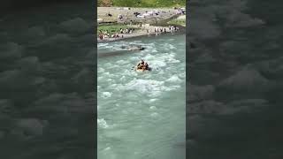 Naran River Rafting #pakistantravel #naranbeauty #naranroad #naranroad #narankaghan #riverrafting