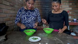 Preparando la deliciosa fenezca Ecuatoriana